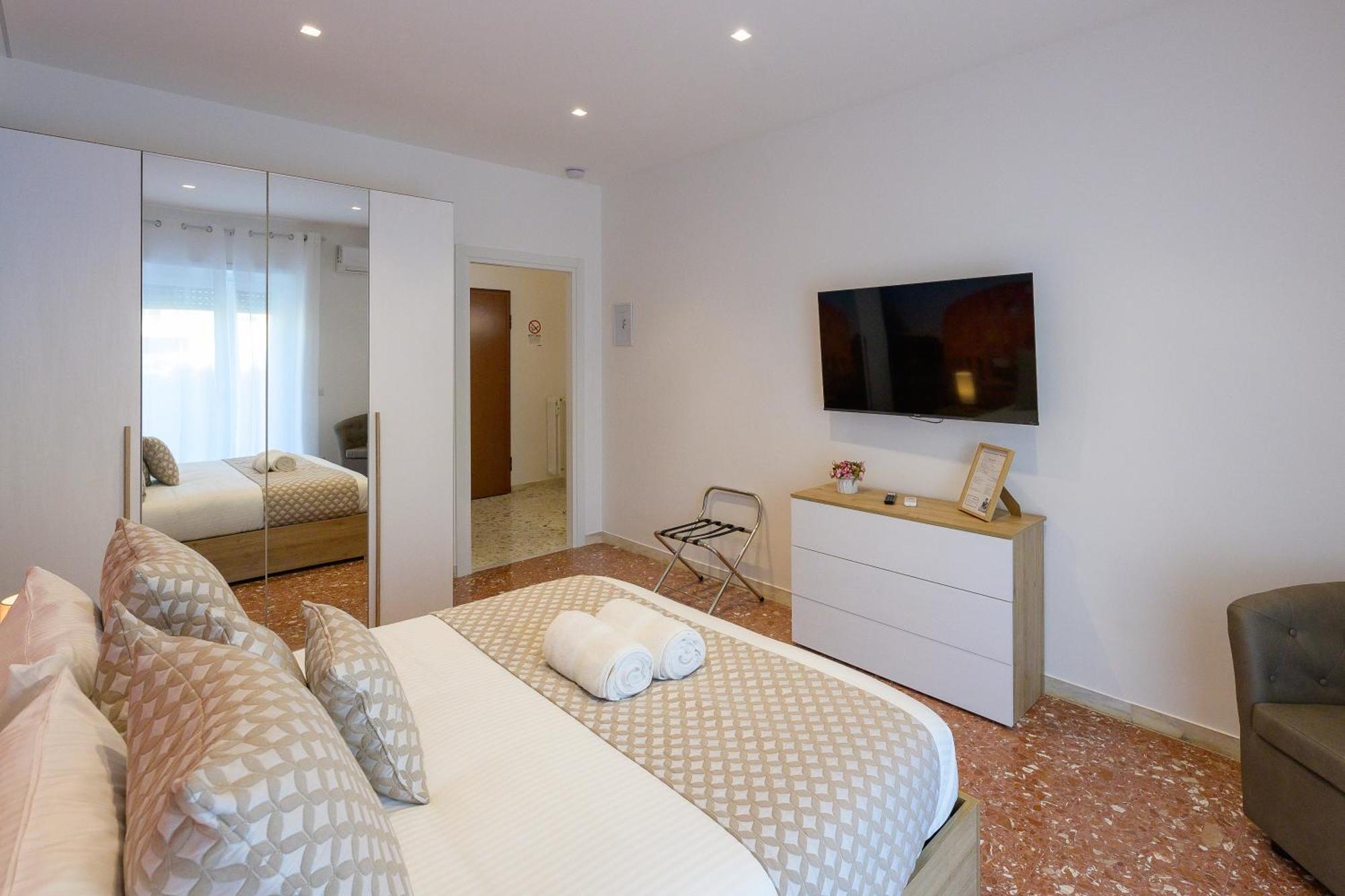 Luxury Suite-Metro Malatesta โรม ภายนอก รูปภาพ